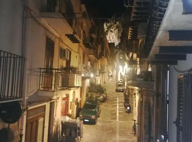 דירה Relax House